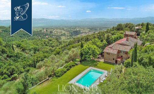 Villa en Castelfranco Piandiscò, Toscana, Italia 1