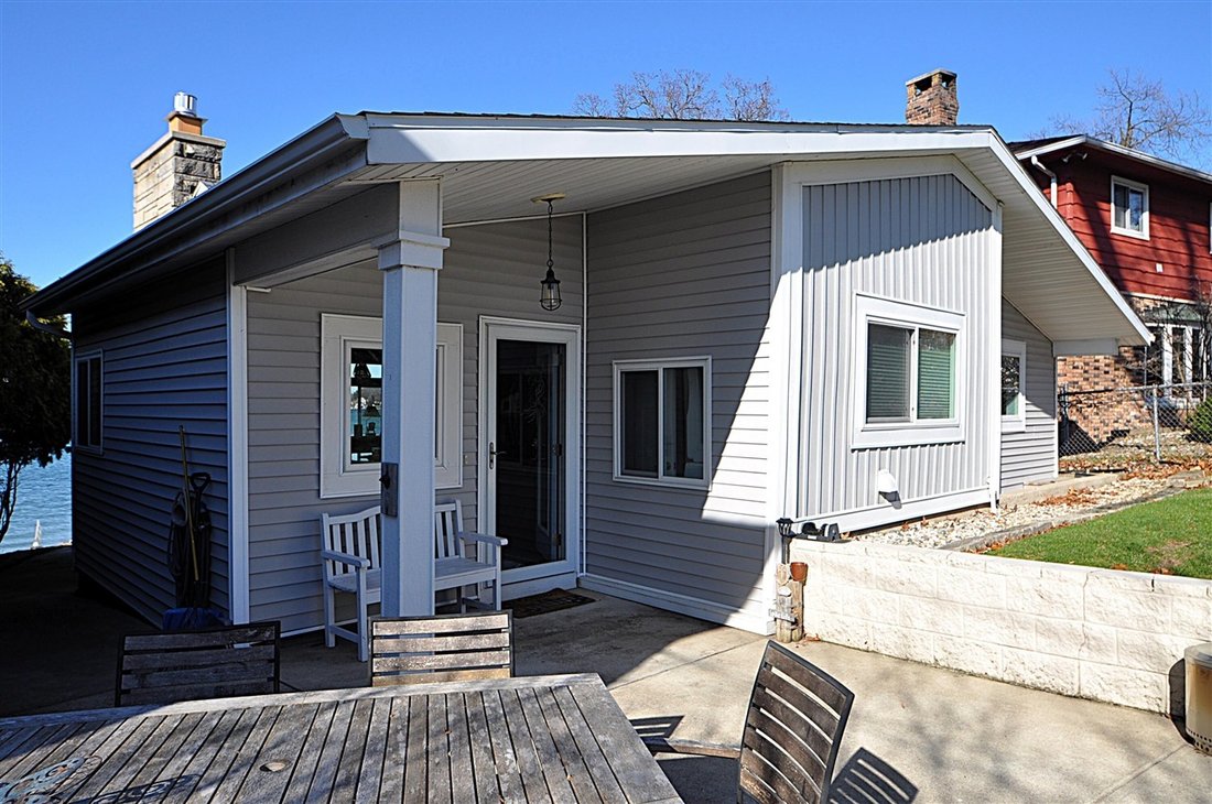 House in Edwardsburg, Michigan, United States 4 - 18310008