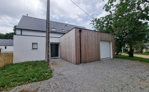 House in Bourg, Guidel, France 1