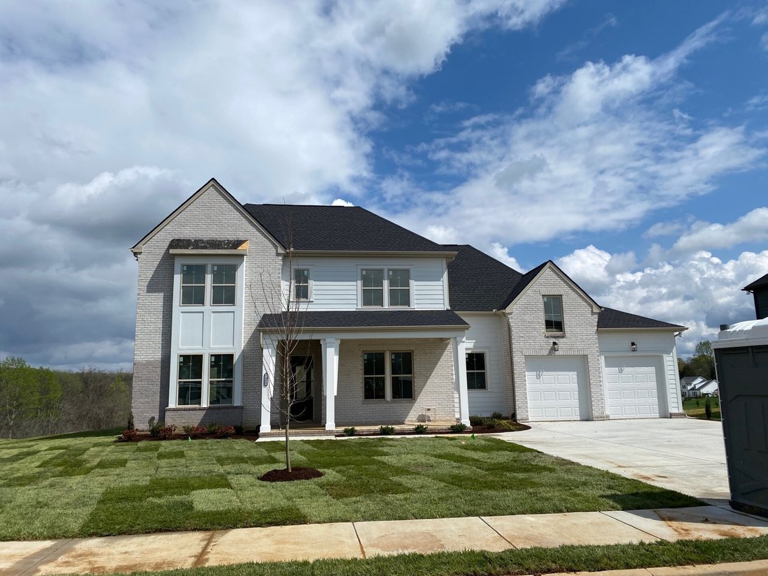 House in Bon Aqua, Tennessee, United States 1 - 18312944