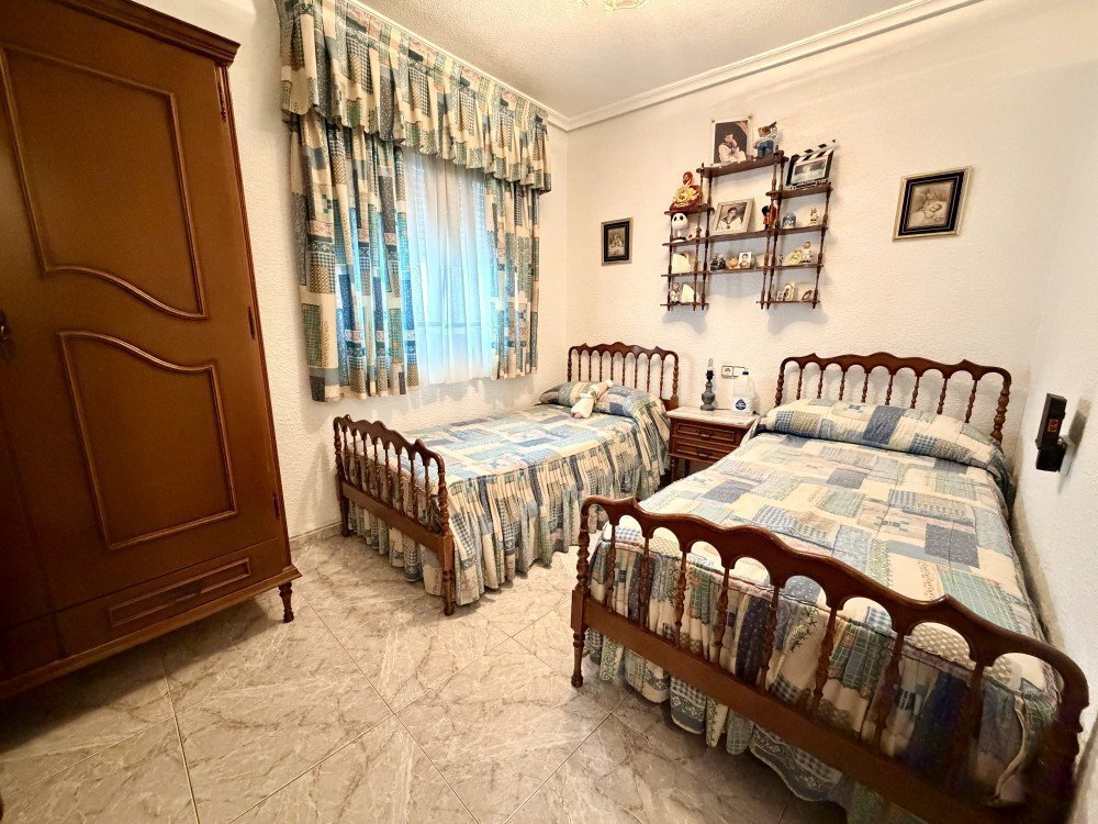 Apartment in Torrevieja, Valencian Community, Spain 2 - 18310948