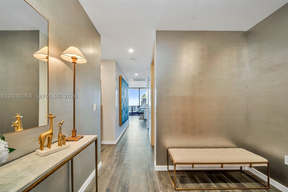 Condo in Miami, Florida, United States 5 - 18313017