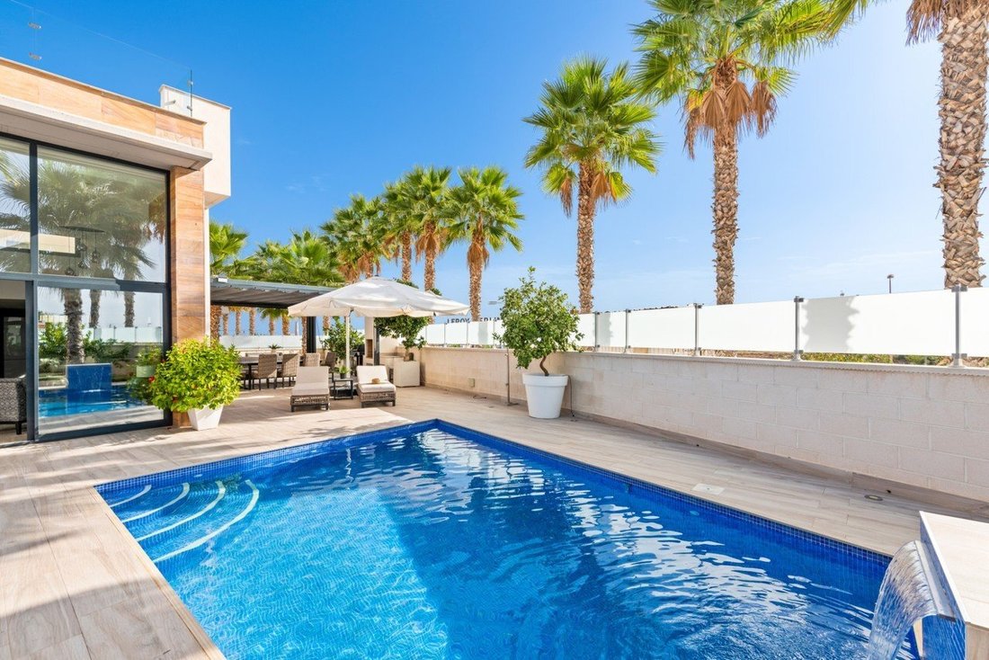 House in Cabo Roig, Orihuela, Valencian Community 2 - 18311275