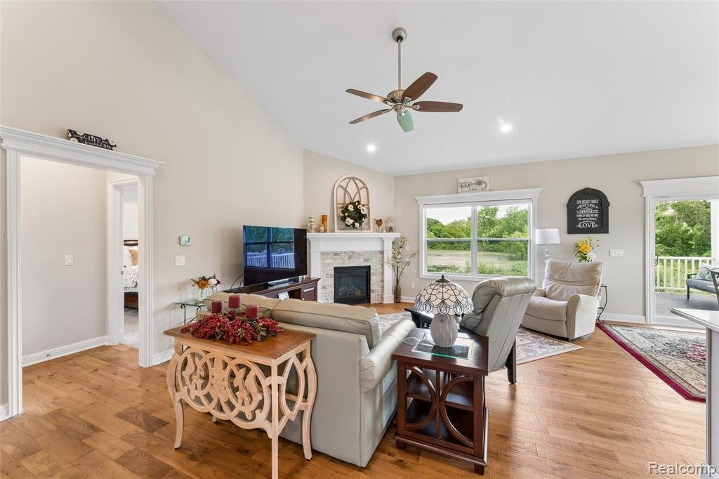 House in Howell, Michigan, United States 3 - 18307734