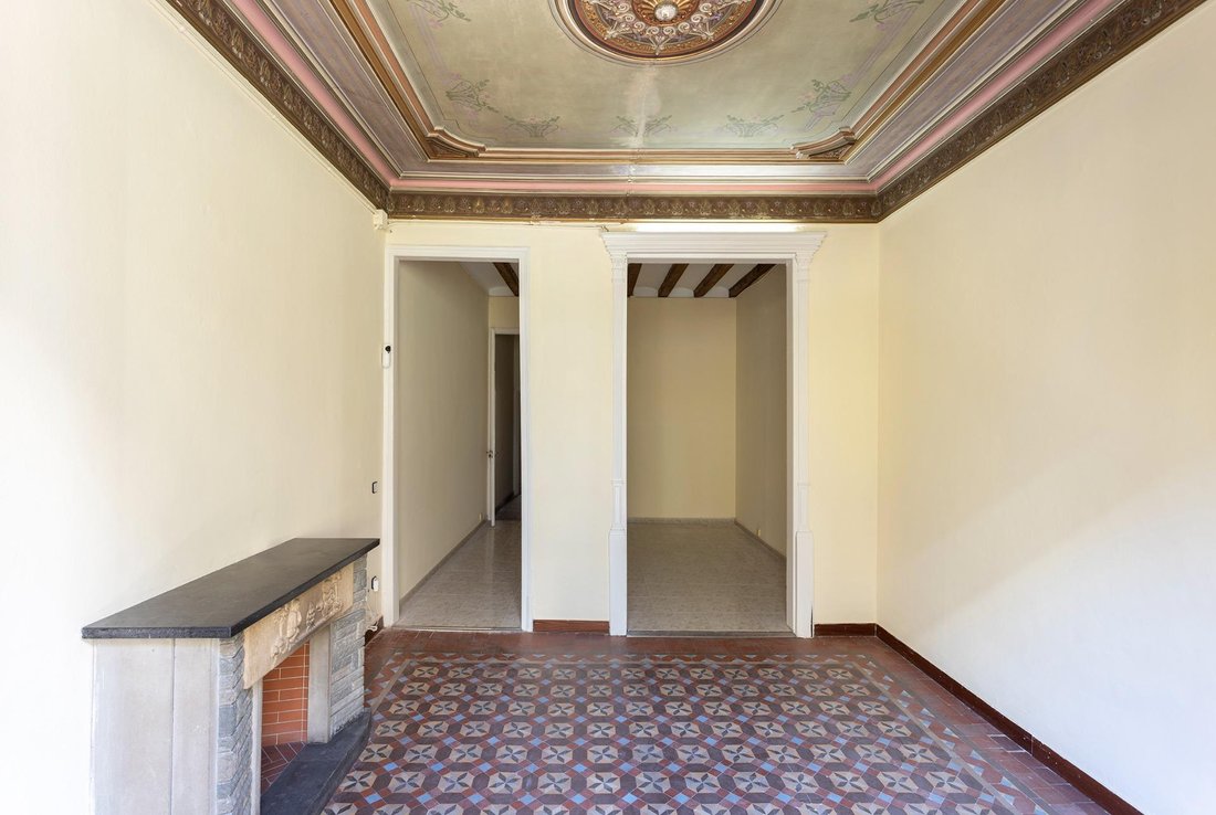 Apartment in Eixample, Barcelona, Spain 5 - 18313601