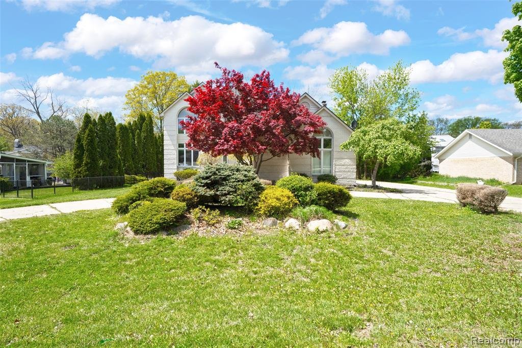 House in Farmington Hills, Michigan, United States 2 - 18309324