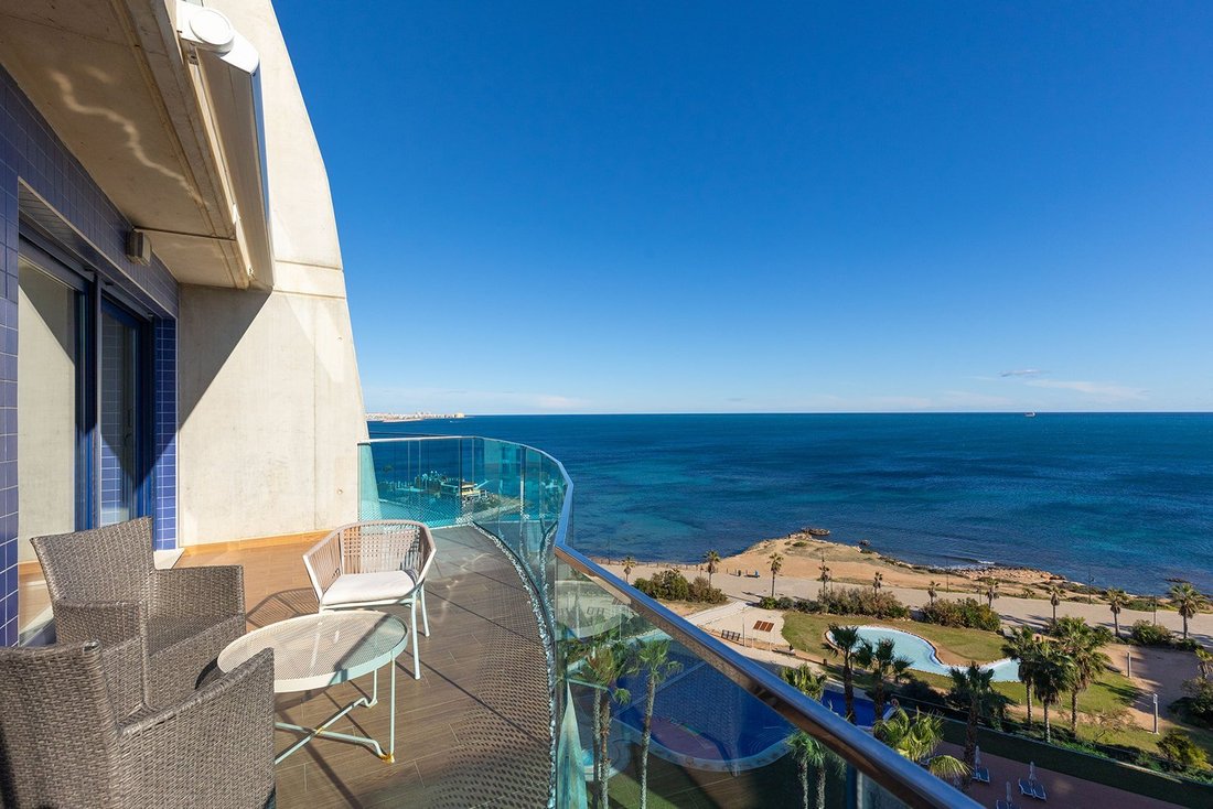 Apartment in Torrevieja, Valencian Community, Spain 1 - 18310762