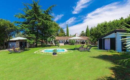 House in Umag, Istria County, Croatia 1