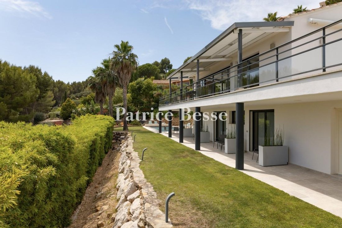 Villa in Bandol, Provence-Alpes-Côte d'Azur, France 5 - 18313304