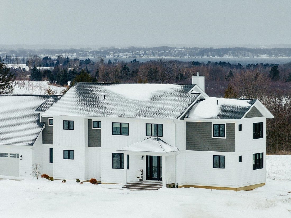 House in Williamsburg, Michigan, United States 4 - 18309552