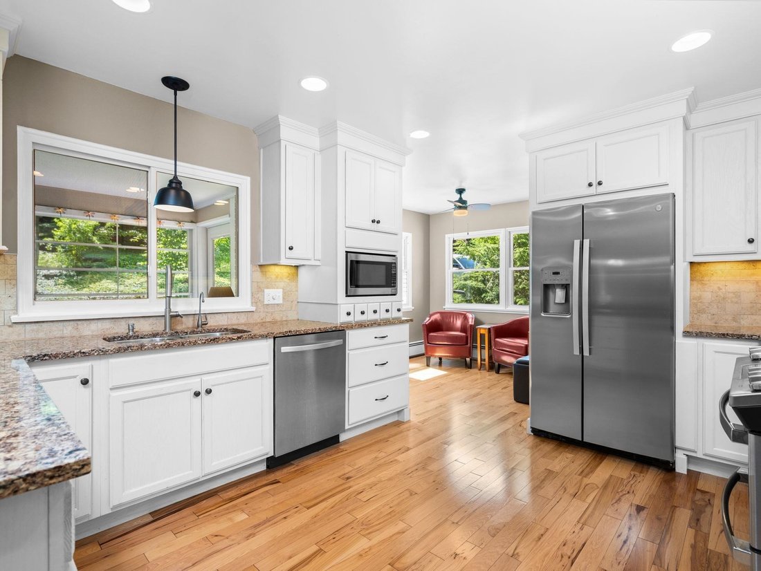House in Traverse City, Michigan, United States 5 - 18310222