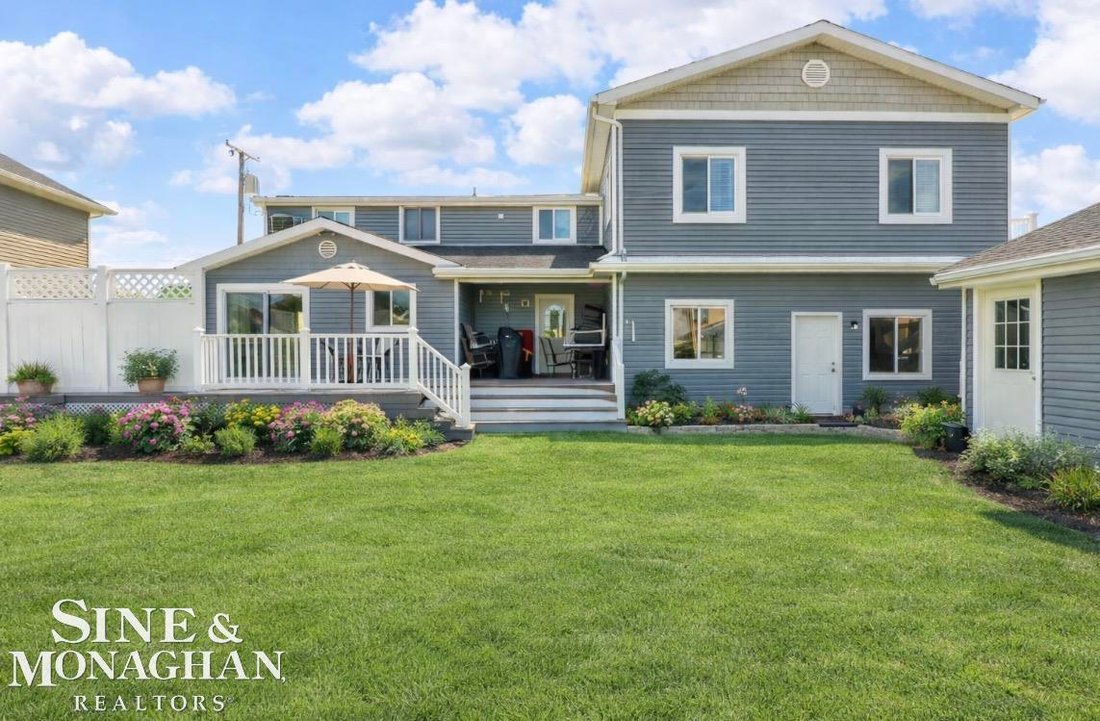 Casa a Clay Township, Michigan, Stati Uniti 1 - 18308533