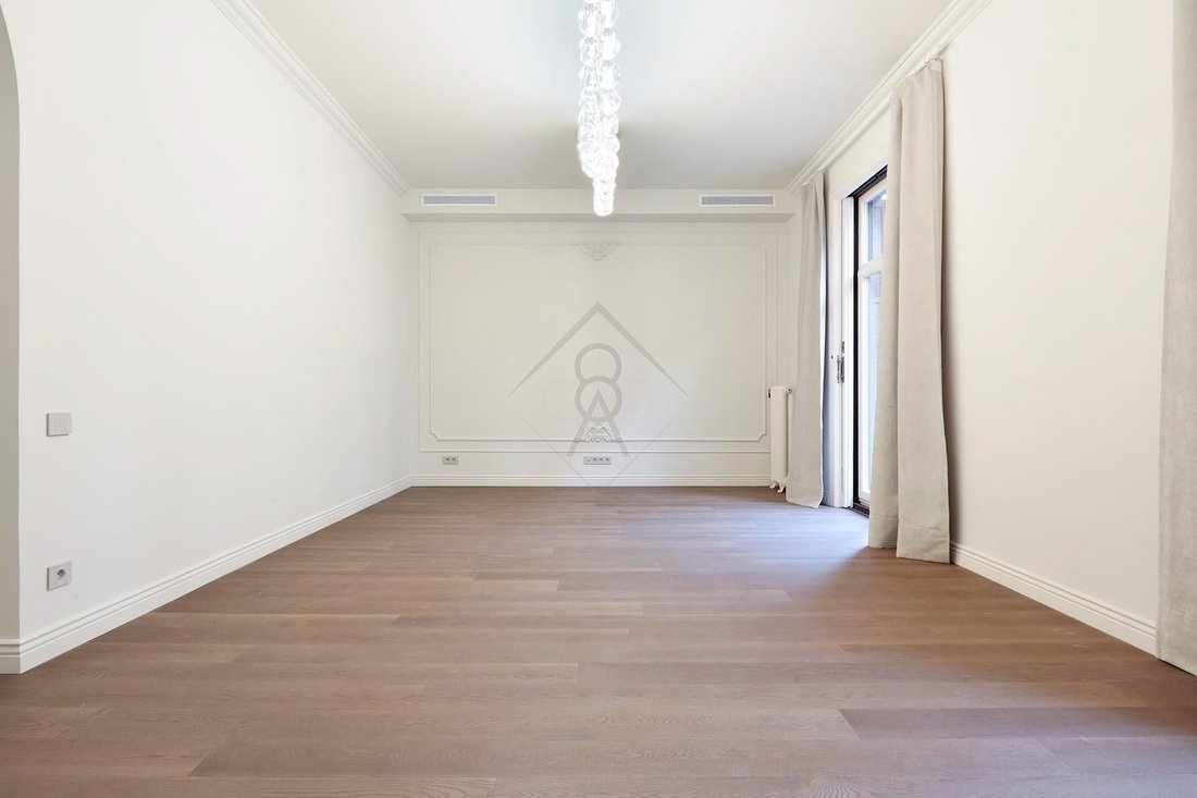 Apartment in Eixample, Barcelona, Spain 2 - 18312867