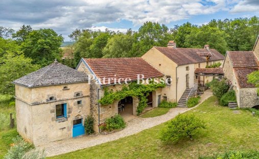 House in Grangier, Dijon, France 1