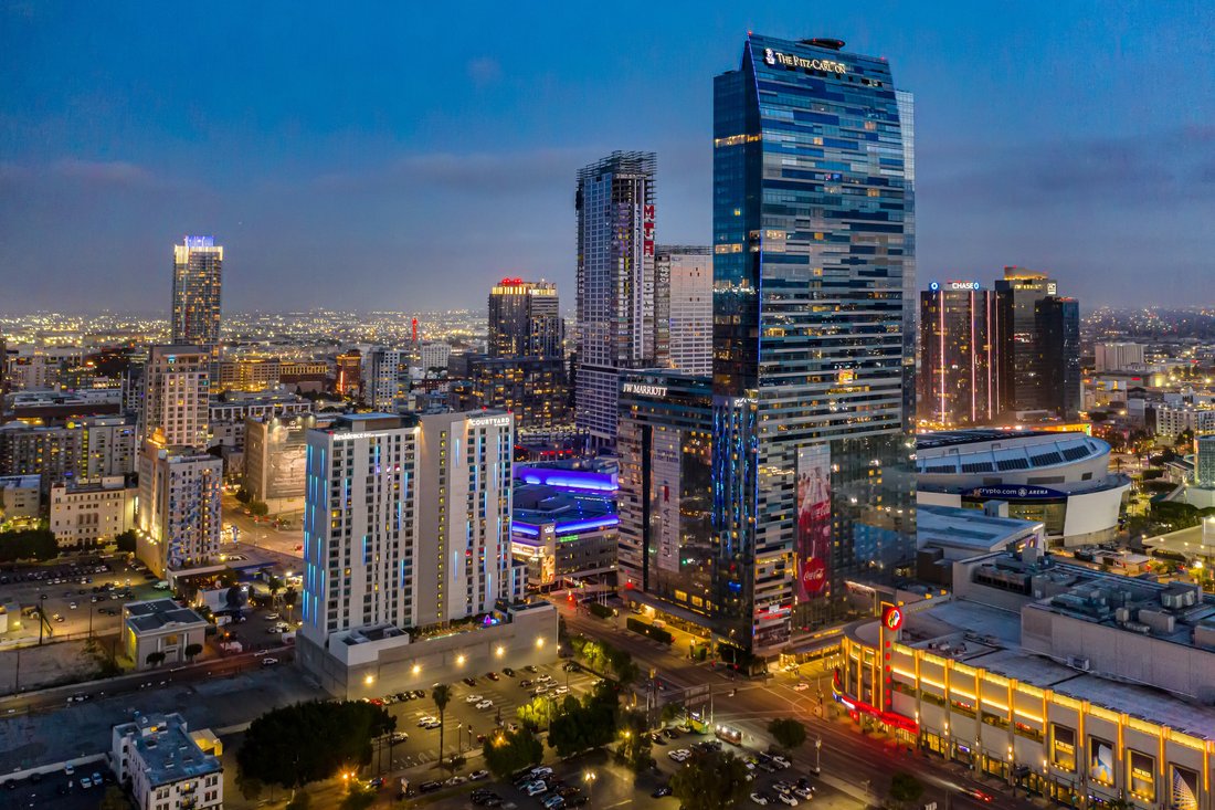 Condo in Los Angeles, California, United States 2 - 17911967