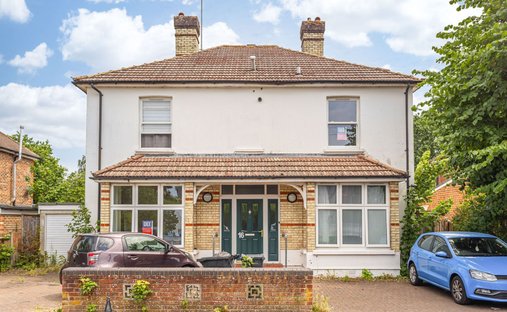 House in Horley, England 1
