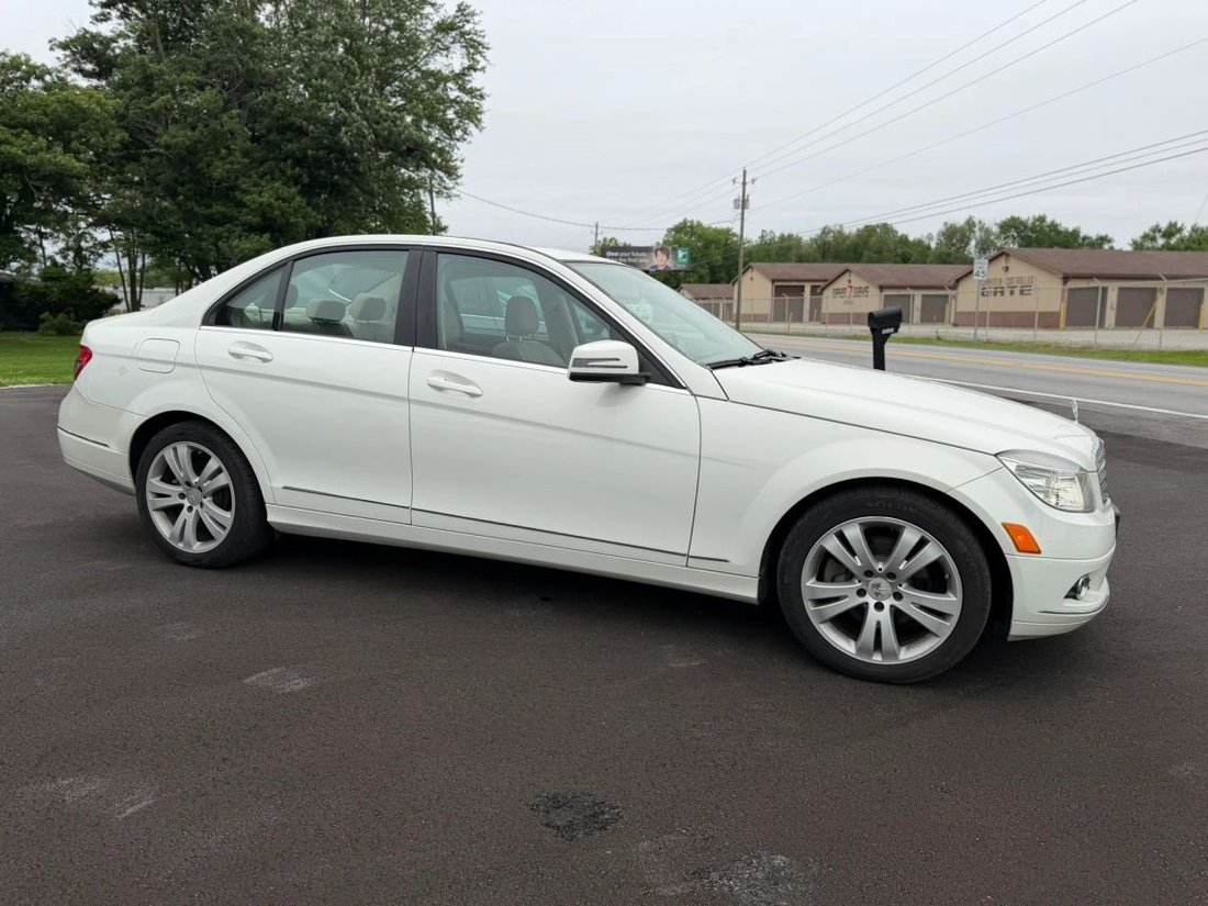 Sedan in Indianapolis, IN, United States 5 - 18314658
