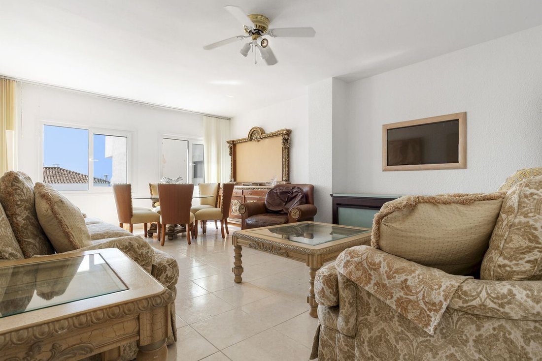 Apartamento en Playa Puerto Banús, Marbella, España 5 - 18316635