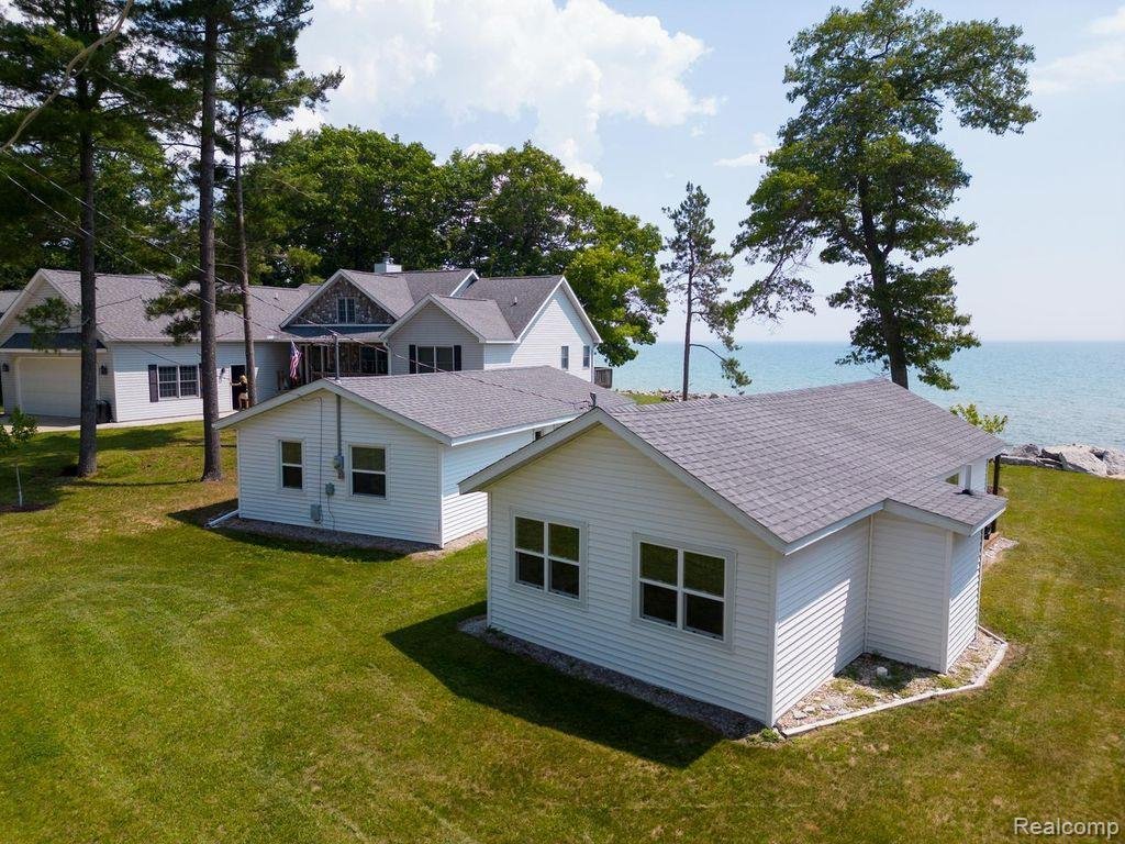 House in East Tawas, Michigan, United States 3 - 18316383