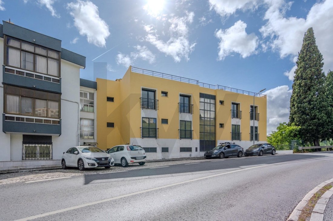 Apartment in Ramada e Canecas, Lisbon, Portugal 1 - 17710289