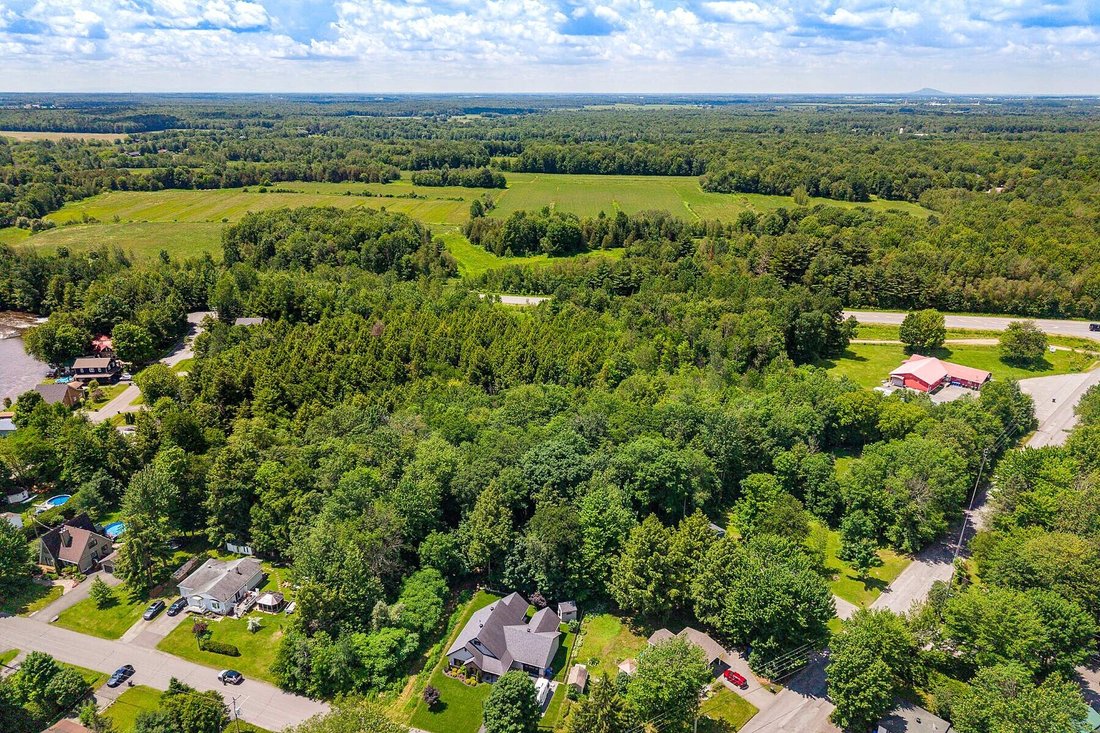 Land in Bromont, Quebec, Canada 5 - 18315182
