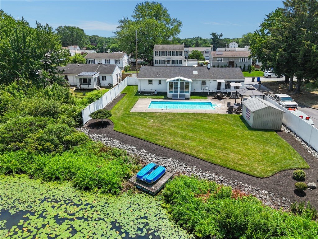House in Cranston, Rhode Island, United States 5 - 18316039