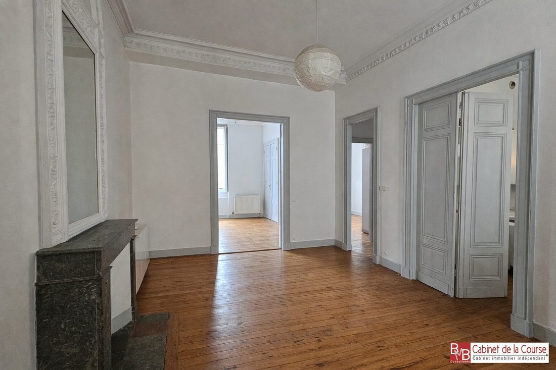 Apartment in Saint Bruno-Saint Augustin, Bordeaux, France 2 - 18315313