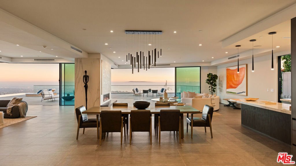 House in Los Angeles, California, United States 5 - 18315784
