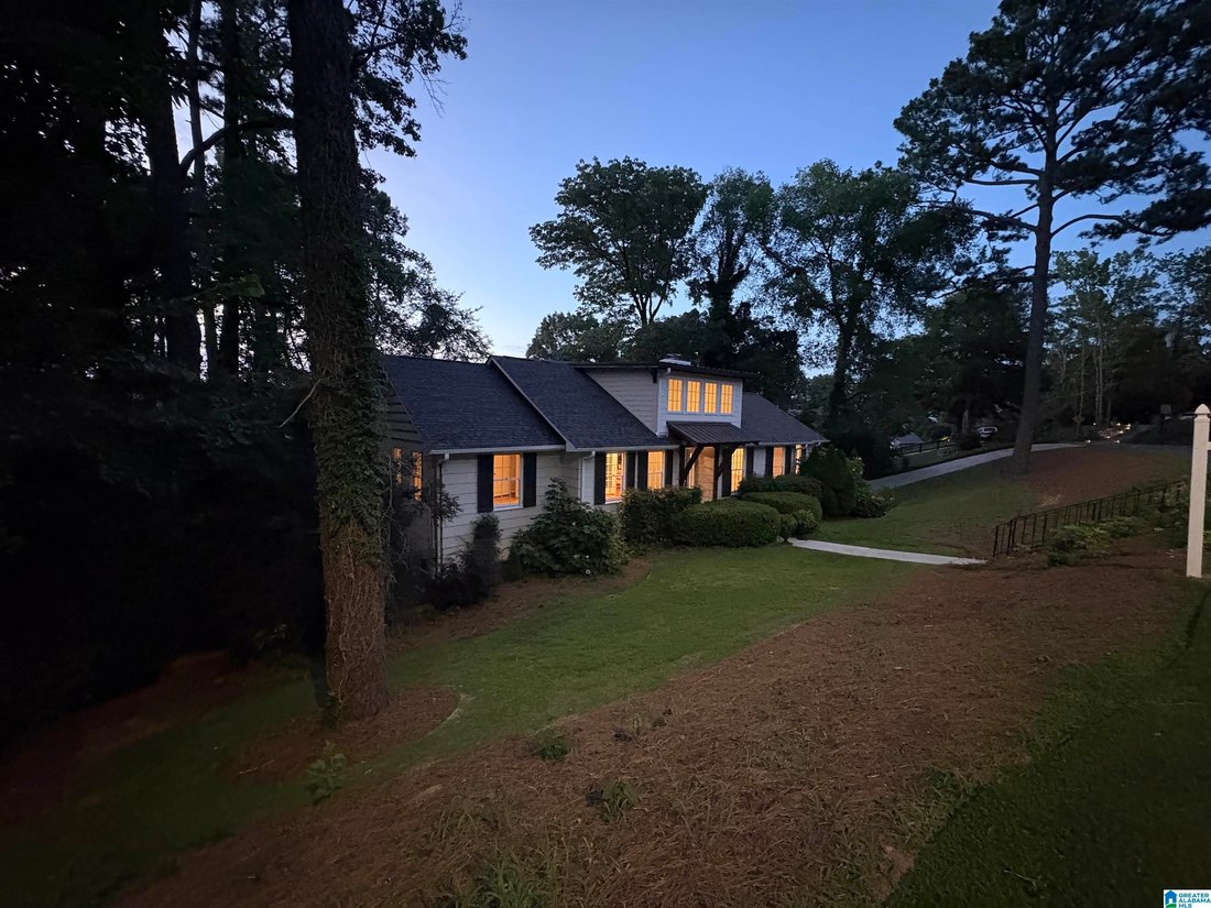 House in Homewood, Alabama, United States 5 - 18316331