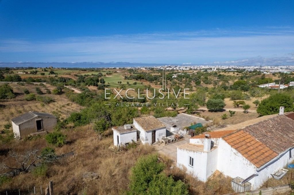 Land in Estombar e Parchal, Algarve, Portugal 1 - 18224136