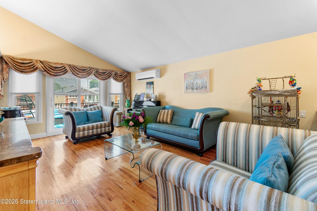 House in New York, New York, United States 5 - 18315859
