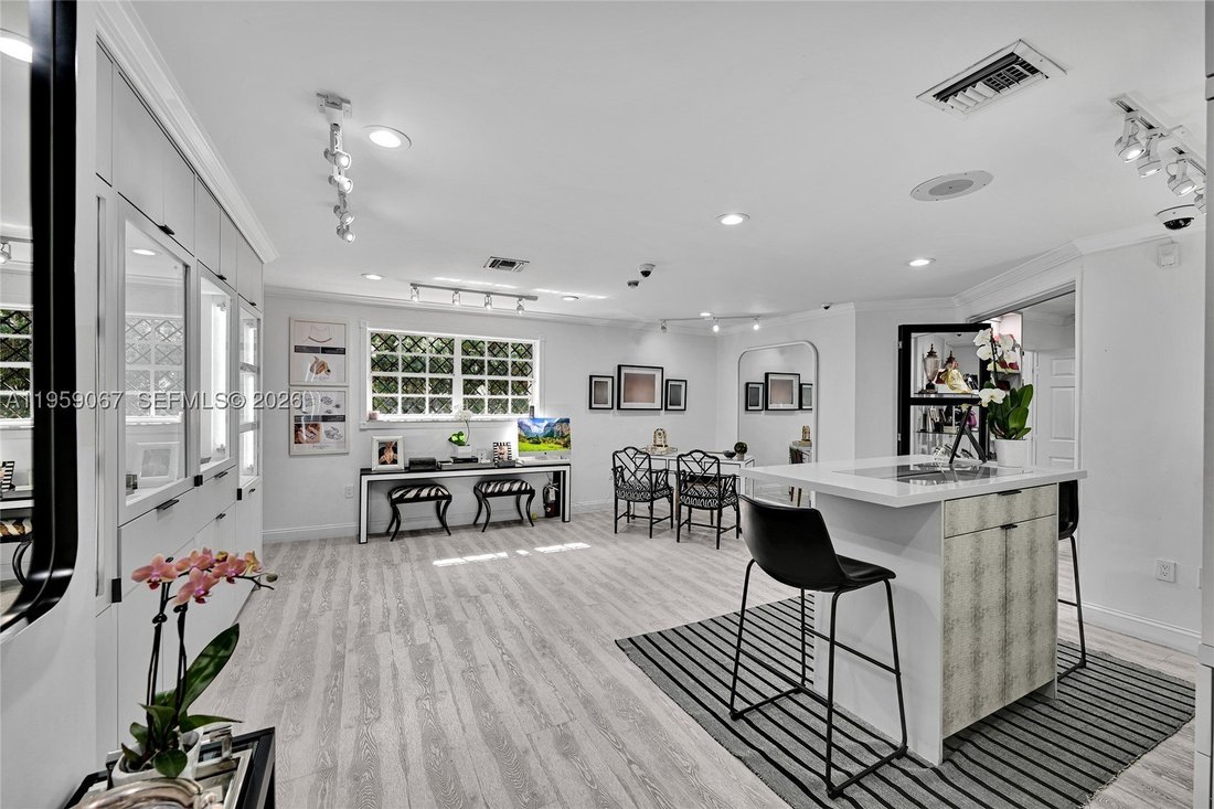 House in Miami, Florida, United States 1 - 17150874