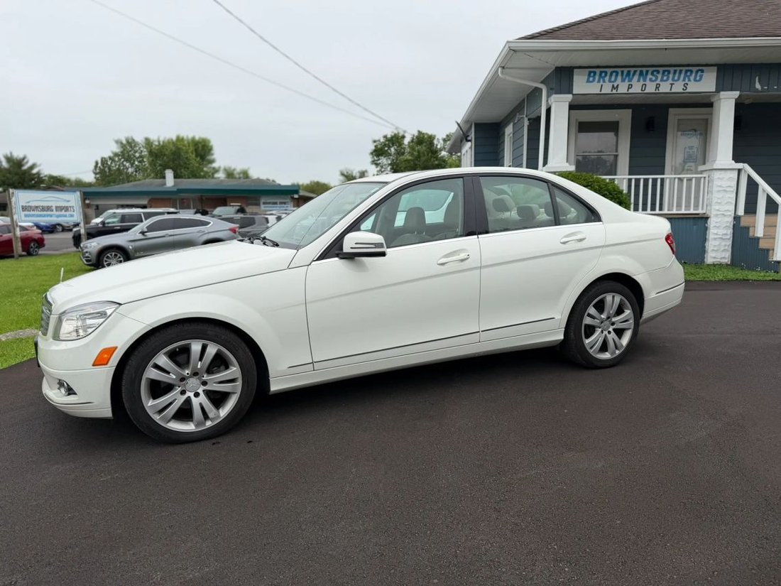 Sedan in Indianapolis, IN, United States 3 - 18314658