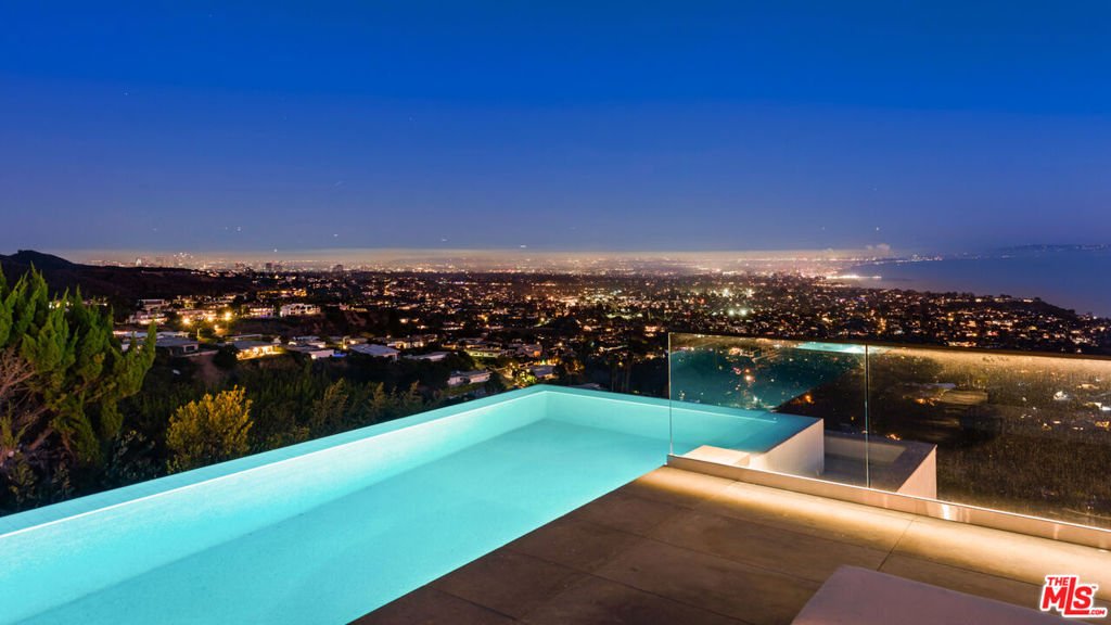 House in Los Angeles, California, United States 3 - 18315784
