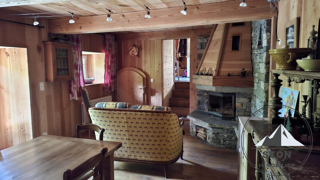 Chalet in Sainte-Foy-Tarentaise, Auvergne-Rhône-Alpes, France 4 - 18315550