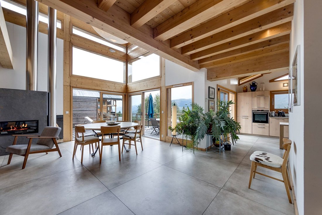 Chalet in Bourg-Saint-Maurice, Auvergne-Rhône-Alpes, France 3 - 18316243