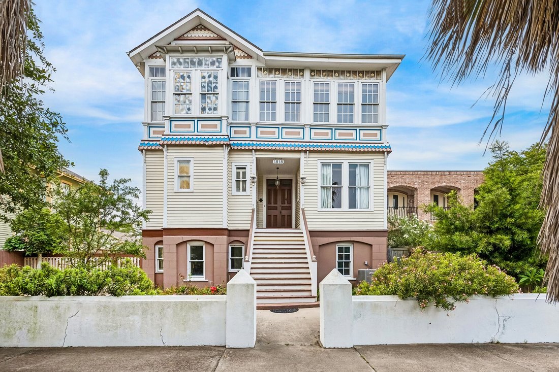 House in Galveston, Texas, United States 2 - 18316322