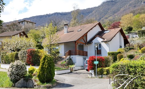 House in Le Touvet, Auvergne-Rhône-Alpes, France 1