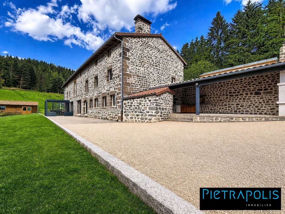 House in Saint-Jean-de-Nay, Auvergne-Rhône-Alpes, France 2 - 17868839