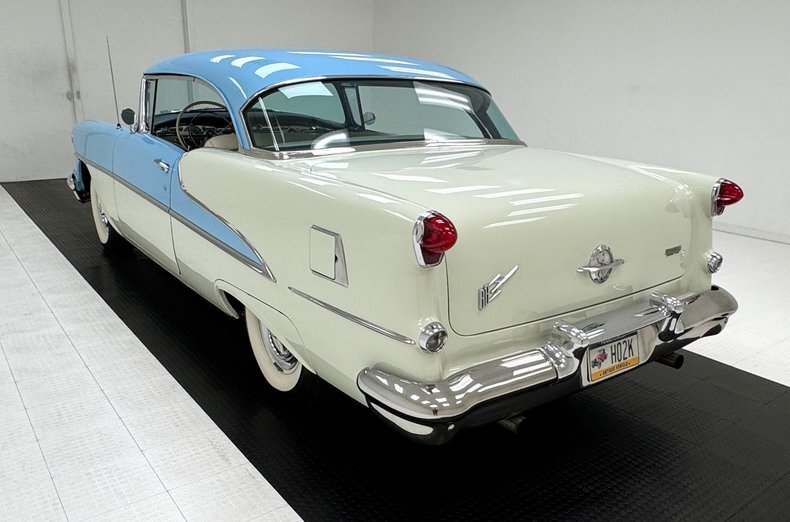 Coupe in Morgantown, United States 3 - 18315928