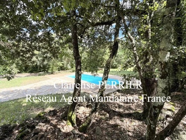 Estate in Sainte-Anastasie-sur-Issole, Provence-Alpes-Côte d'Azur, France 4 - 17325139