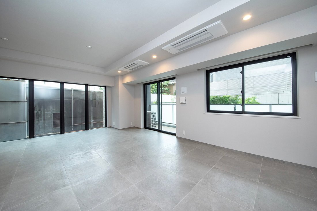 Condo in Minato City, Tokyo, Japan 3 - 18315096