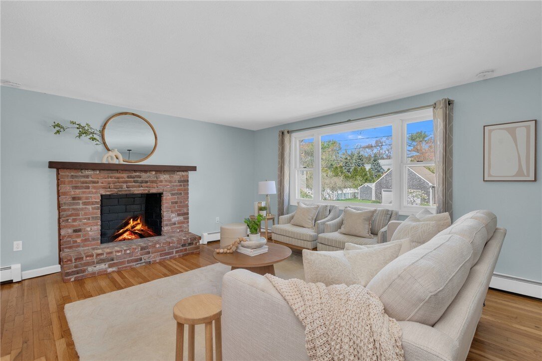 House in Barrington, Rhode Island, United States 3 - 18316027