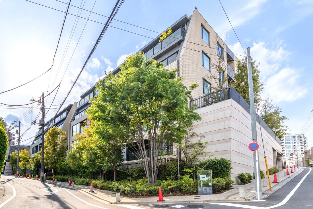 Condo in Shibuya City, Tokyo, Japan 1 - 18315097