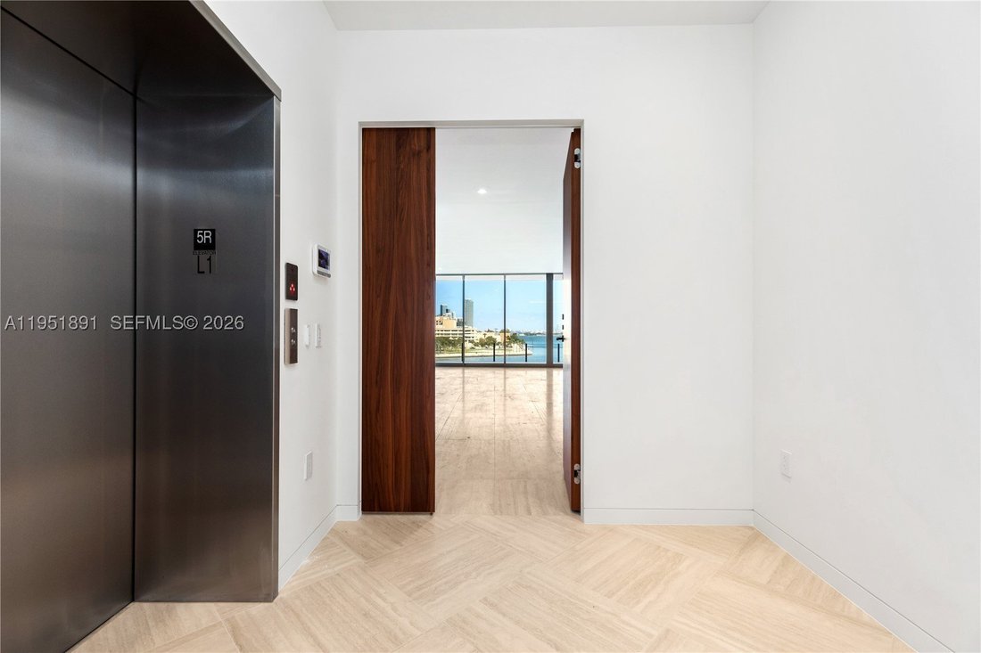 House in Miami, Florida, United States 2 - 17072103