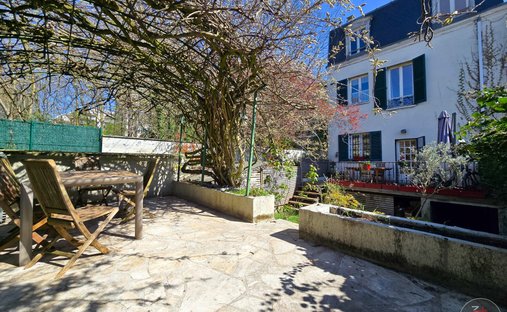 House in Fontenay-sous-Bois, Ile-de-France, France 1