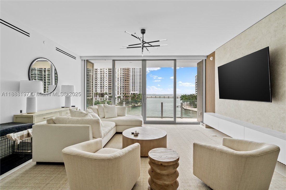 Maison à Miami, Floride, États-Unis 2 - 16312478
