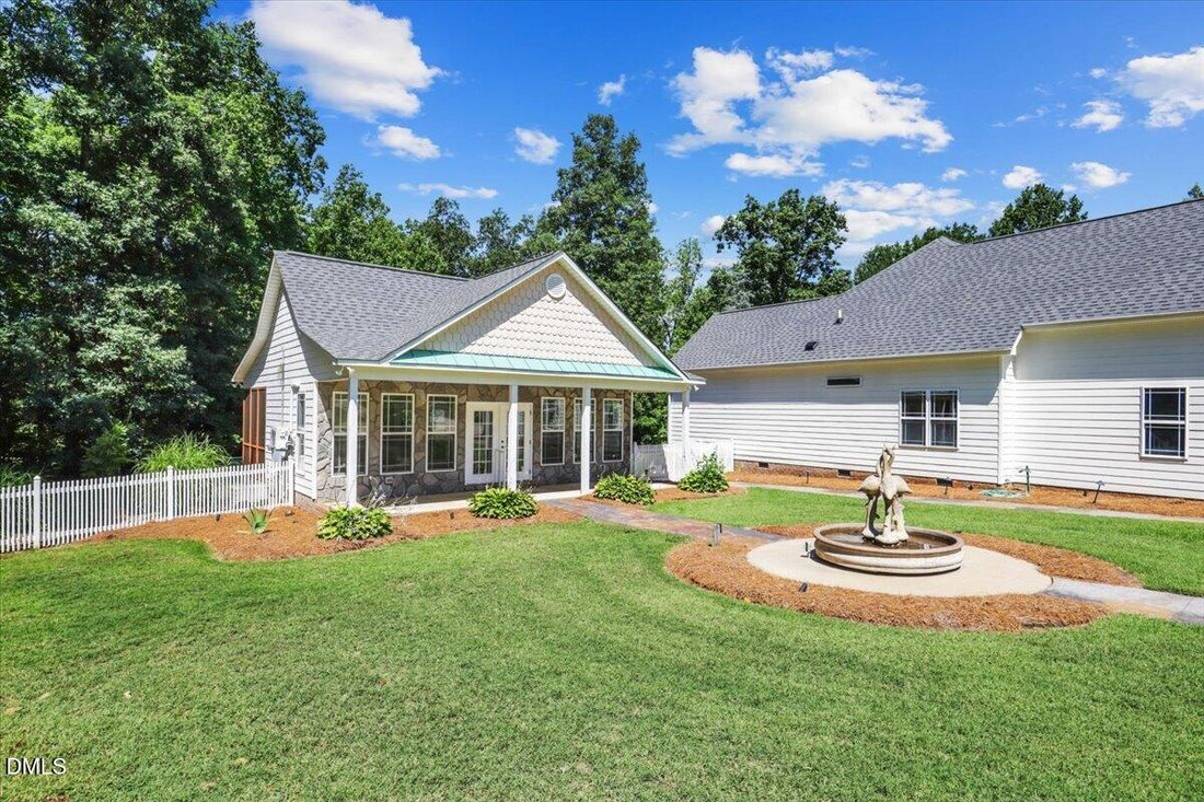House in Clayton, North Carolina, United States 5 - 18315820