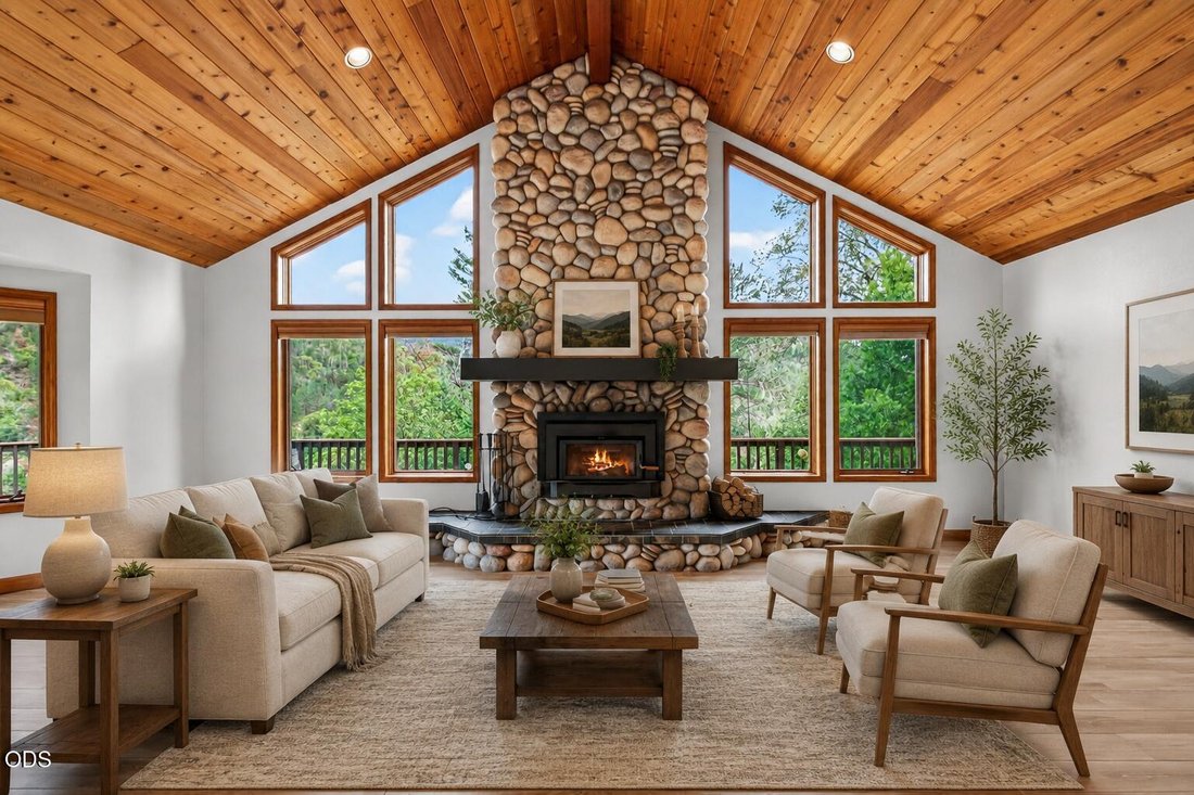 House in Applegate, Oregon, United States 1 - 18049630