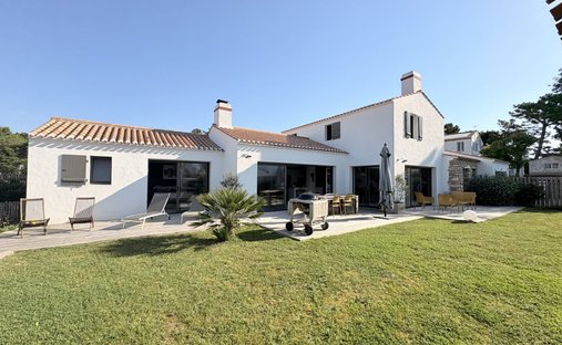 House in La Gueriniere, Pays de la Loire, France 1